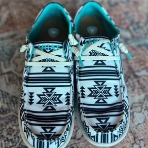Ariat Women's Black and White Aztec Sneakers Hilo